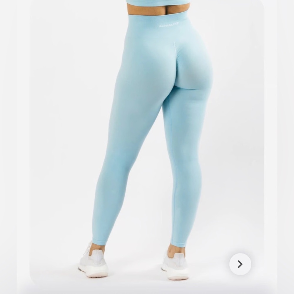 Alphalete Arctic Blue Leggings Size Small